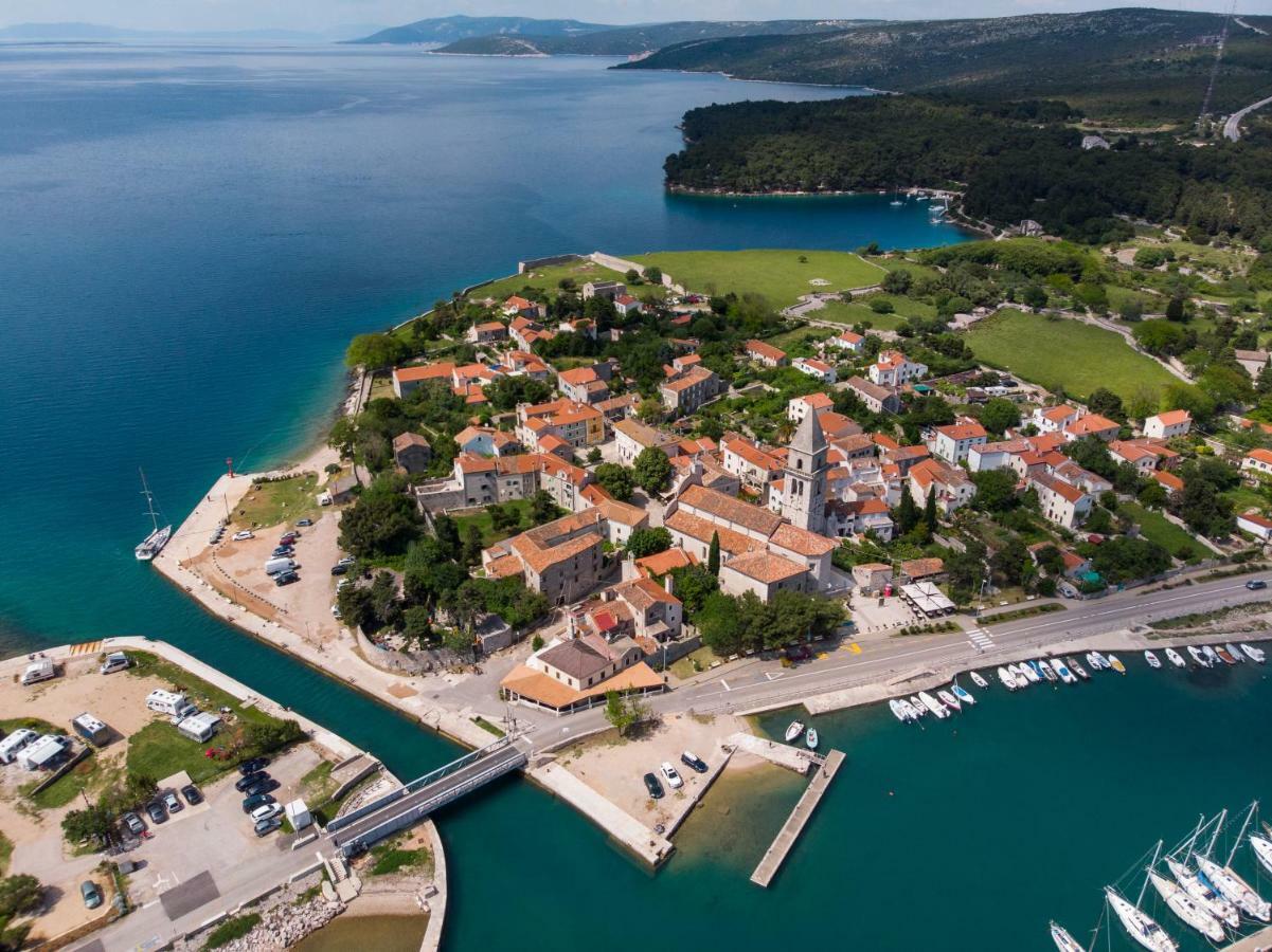 At Home In Osor, Cres Экстерьер фото