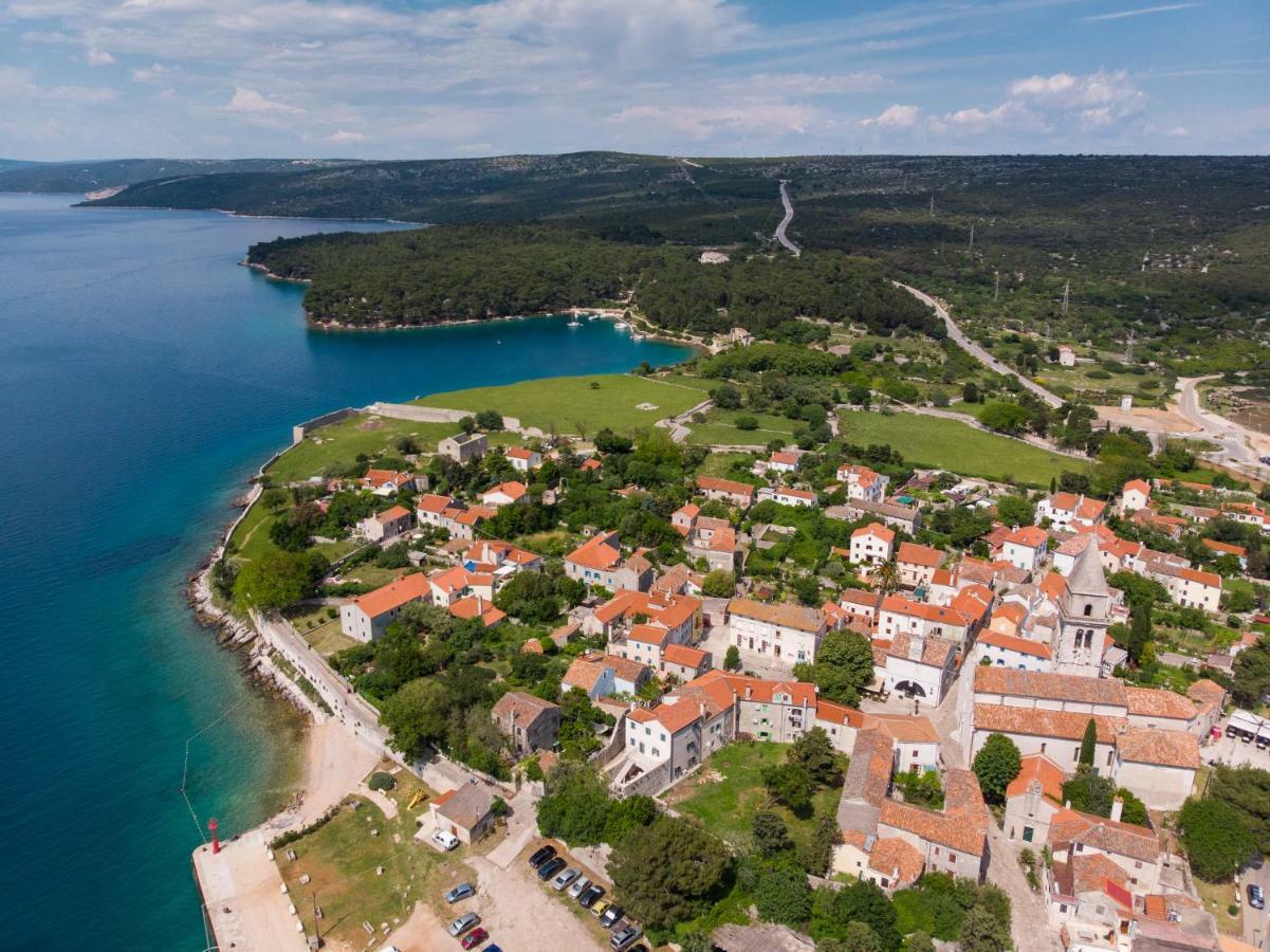 At Home In Osor, Cres Экстерьер фото